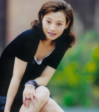 演员李宜娟资料照片和李宜娟老公是谁