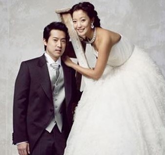 韩式新娘婚纱发型_韩式新娘发型