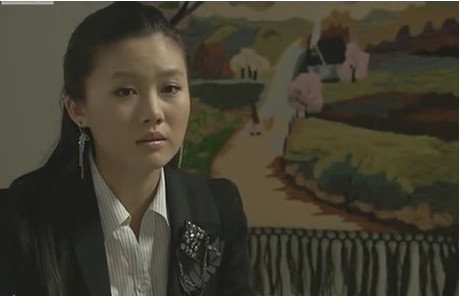 杨壹琳是1984年2月15日出生，她是沈阳人，别以为人家只是演戏，其实杨壹琳的职业是汇源果汁市场经理呢。