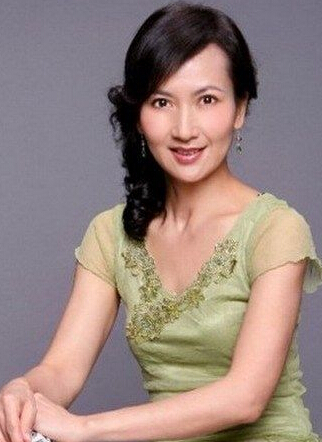 陈宝国的前妻是谁图片